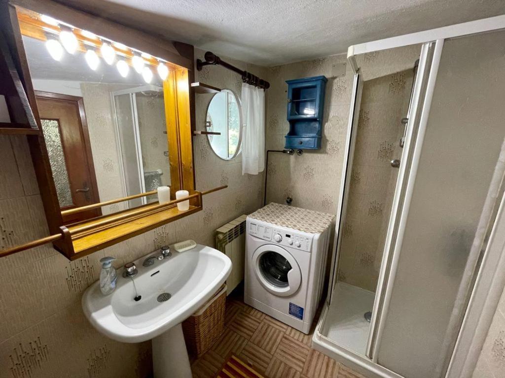 Rosy Apartment - Levanto, 5 Terre Екстериор снимка