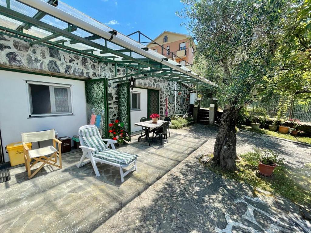 Rosy Apartment - Levanto, 5 Terre Екстериор снимка